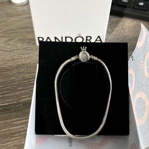 Pandora crown bracelet
